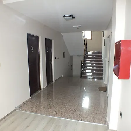 Apartment Zivkovic, Milmari D